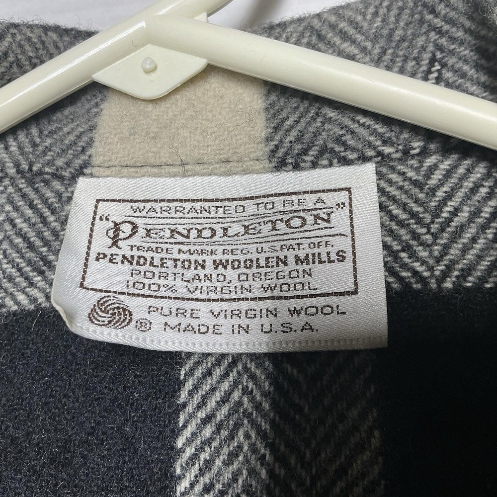 Vtg Pendleton Jacket Women's Medium Plaid 100% Virgin Wool Made USA 60s Pockets - Picture 2 of 16